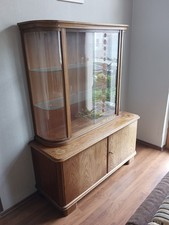 2 teilige Vitrine,ohne Schäden,leicht ausgeblichen zu verkaufen