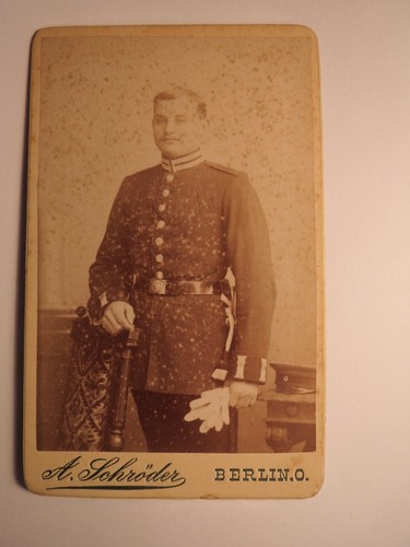 Berlin stehender soldat in - stehender,