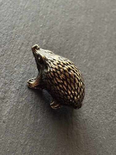 Igel aus messing - aus, |