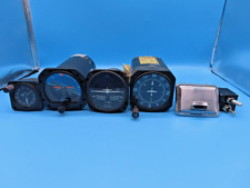 #SE4324# Konvolut Sigmatek Attitude Flugzeuginstrumente Wendezeiger Kompass