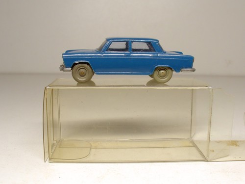 Wiking fiat 1800 - wiking, blau