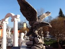 Steinfigur, Adlerfigur