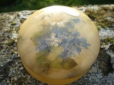 eine Bonboniere aus Alabaster