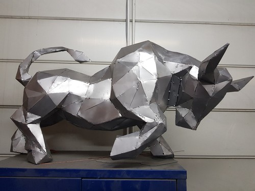 Stier aus stahl handarbeit - stahl,