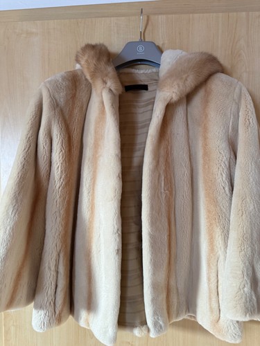 Wie neu prada kurzes - neu,