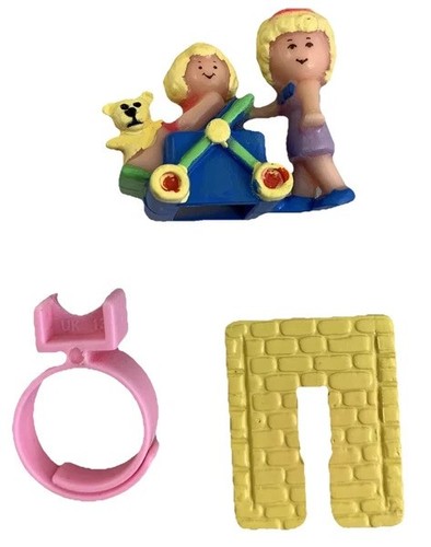 Polly pocket pram and baby - pocket,