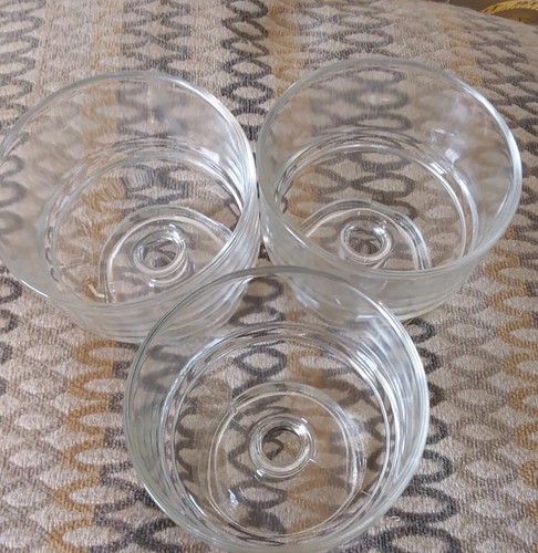 Eisbecher mit stiel - eisbecher,