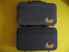 2 Stück Klarinetten Nylon-Taschen in schwarz mit allerlei Zubehör -NEU