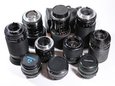 Konvolut mit 9 Objektiven für Minolta MC/MD Bajonett, defekt für Bastler