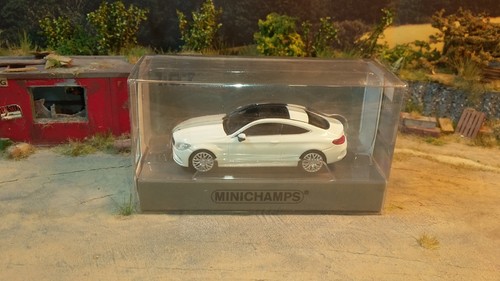 Minichamps mercedes amg c63 - minichamps,