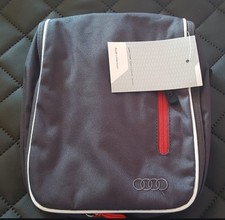 AUDI Waschtasche