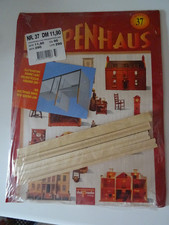 Puppenhaus del Prado rote
