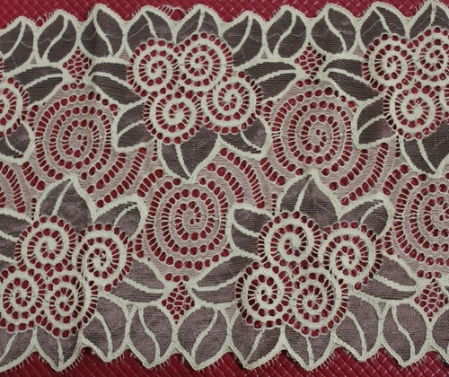 18cm elastische spitze - m,