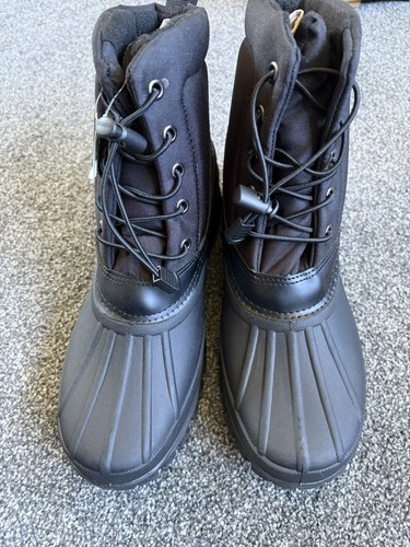 Woof wear laced yard - wear,