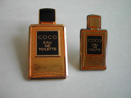 2er set seltene pin chanel - seltene, pin's