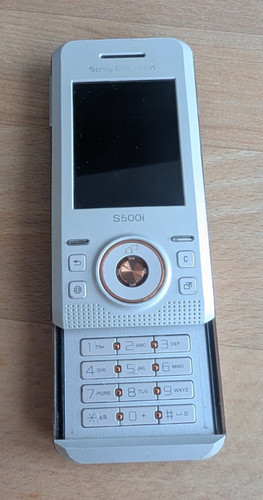 Sony ericsson s500i edles - sony,