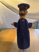 Hohnsteiner Kasper Schutzmann