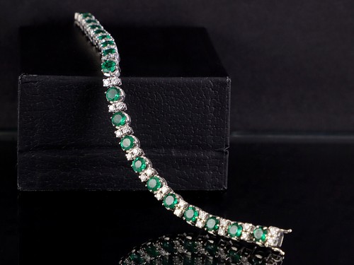 Wertvolles smaragd brillant - smaragd,
