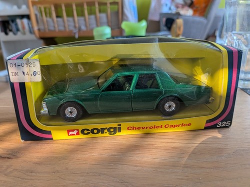 Corgi toys chevrolet caprice - chevrolet,