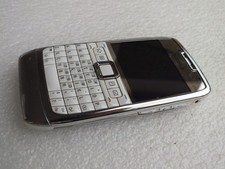 Vintage altes Nokia E Series E71 - Silber - Tastatur weiß - MG 51