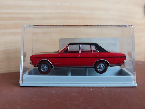 Neu brekina 20606 87 - brekina, opel