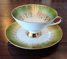 Porzellan Sammeltasse Winterling Marktleuthen, weiß grün gold, Mokkatasse,