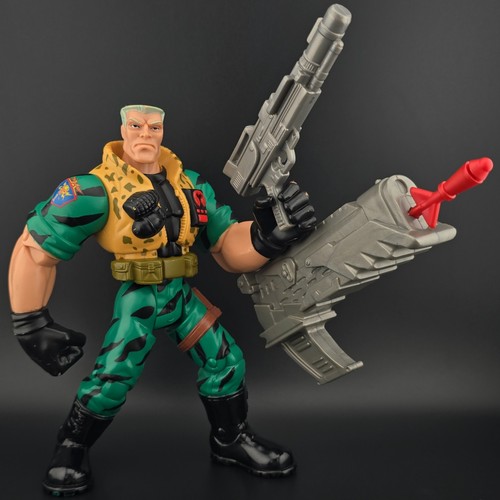 Small soldiers chip hazard - small,