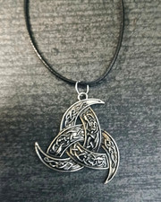 Halskette mit Anhänger Triskele Triskell Tribal Kelten Gothic Mystic 112