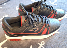 KangaROOS Herren Sneaker Schuhe schwarz mit rot und weiß wie neu