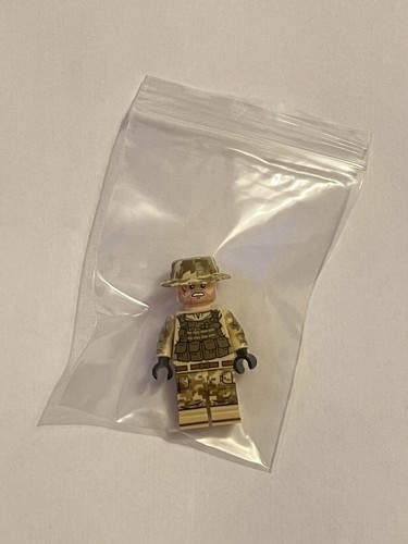 Citizen brick minifigure - citizen,