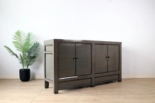 antike Sideboard verkörpert