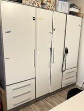 Großer kleiderschrank - kleiderschrank, /