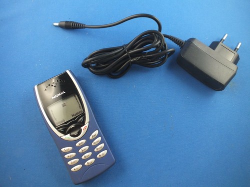 Nokia 8210 blau kult - 8210,
