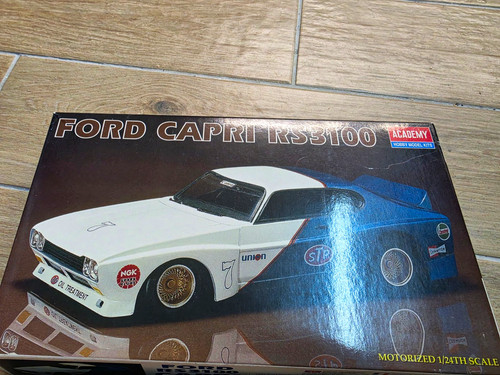 Academy ford capri rs3100 - ford, 1:24