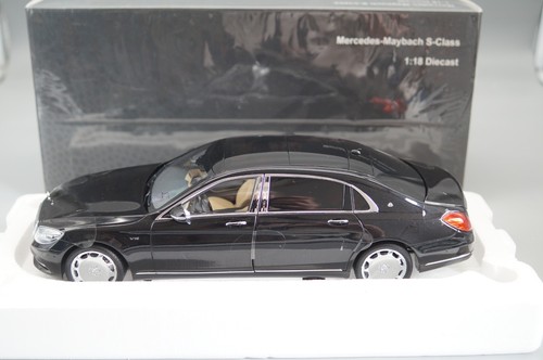 Almost real mercedes - 1/18,