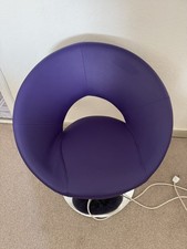 2 Lila Kunstleder Stühle 360