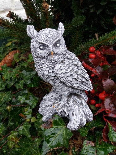 Steinfigur schöne kleine - , eule