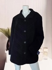 NP169 € Isabell Schmitt