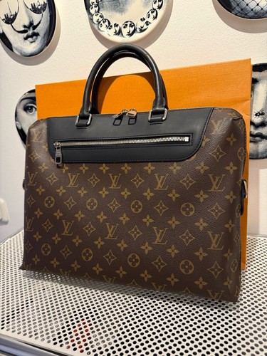 Louis vuitton porte documents - vuitton,