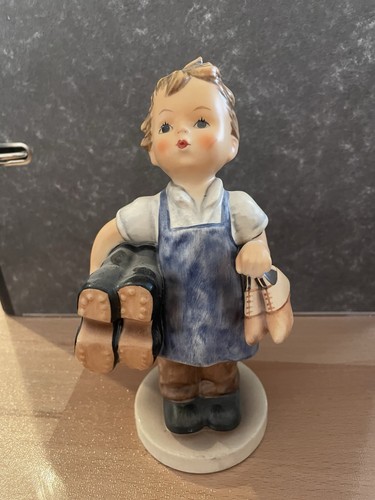 Goebel hummel figur boots - boots,