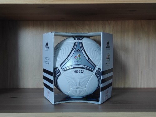 Adidas tango euro 2012 - tango,