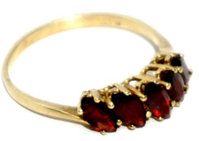 333 Gold / 8K Gelbgold Ring Damen Granat Gewicht ca. 1,74 g Grösse 55