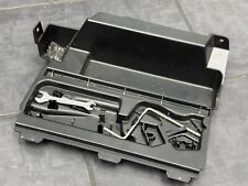 BMW E91 Touring Aufnahme Halter Warndreieck Verbandskasten Werkzeug 7141859