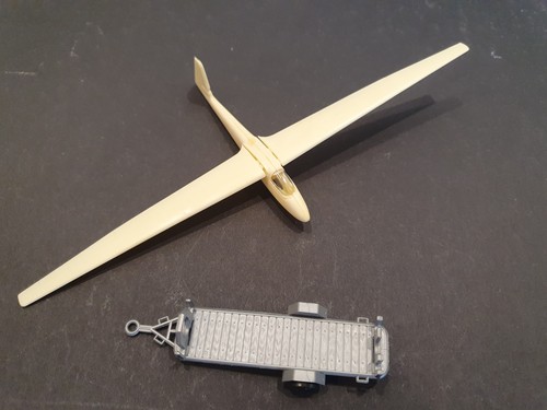 Busch segelflugzeug - h0,