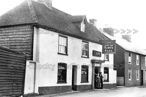 Vyy the royal - oak, pub