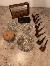 Pfeifen &Accesoires Sammlung Konvolut (Pfeifen, Ständer, Ascher, Tabakglas)