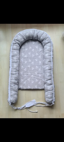 Baby nestchen grau weiß von - /,