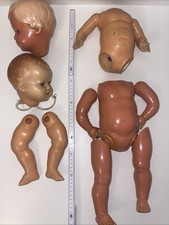 Konvolut Ersatzteile Celluloid Puppen 1850-1940 Schildkröt Köpfe Rumpf (622)