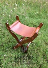 Mittelalter-Scherenstuhl mit Ledersitz