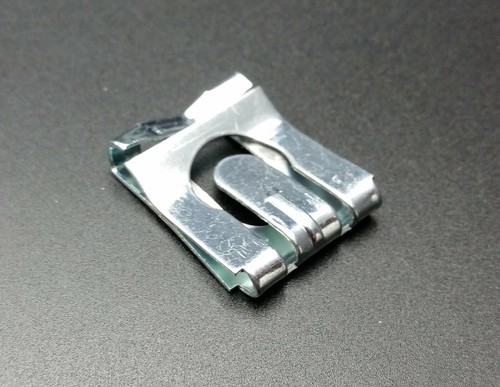 Auspuff halter klemmstück - halter,